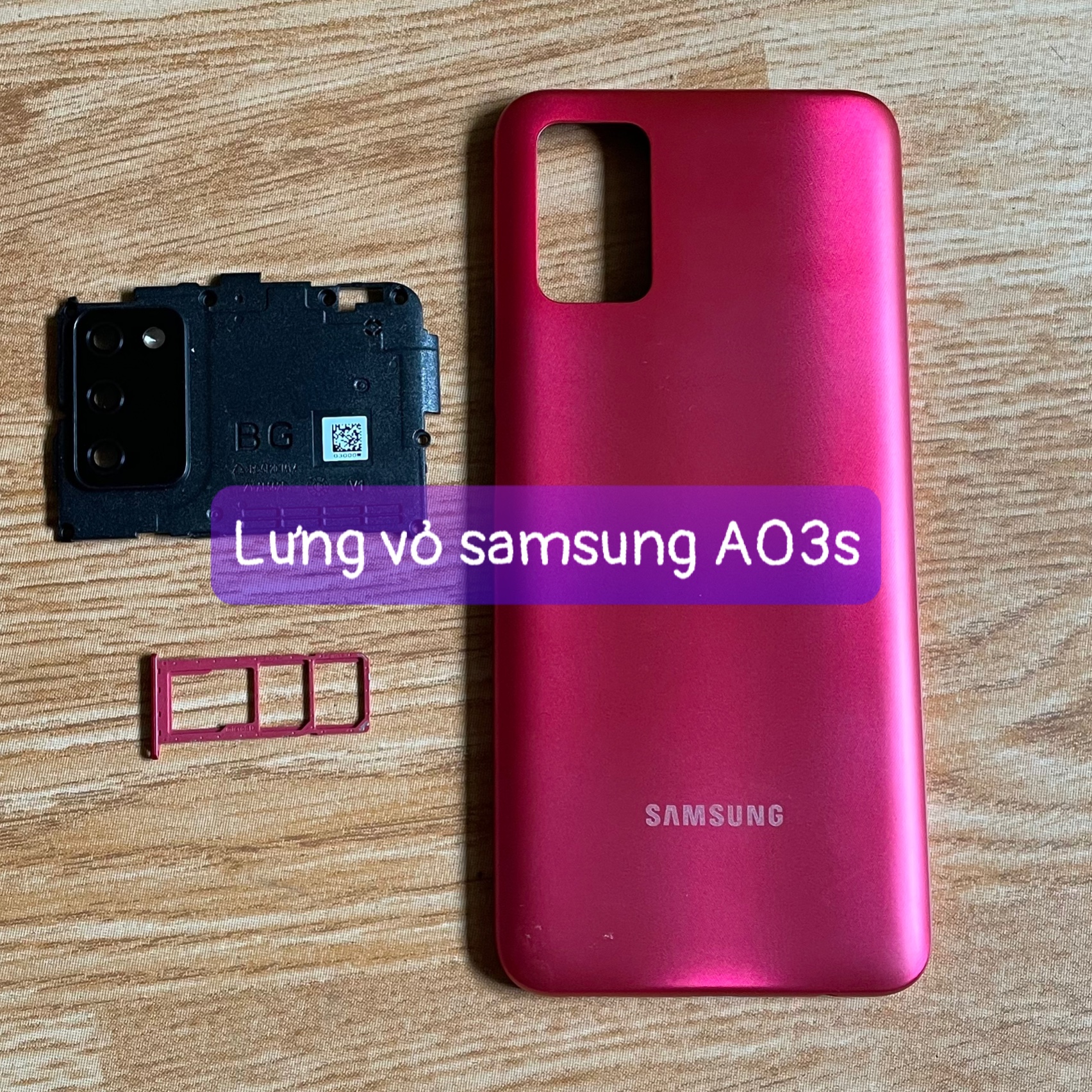 Lưng vỏ zin samsung A03s ,kèm khay sim,phím âm lượng,kính camera