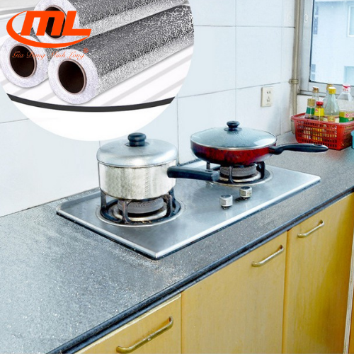 CUỘN GIẤY BẠC DÁN BẾP GIỮ CHO BẾP LUÔN SẠCH BÓNG