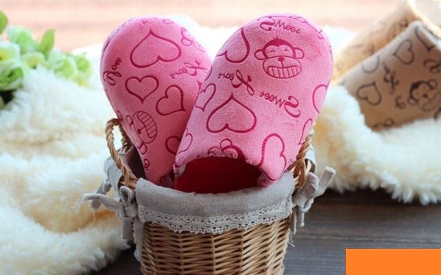 Dép bông đi trong nhà đế chống thấm nước (Hồng )