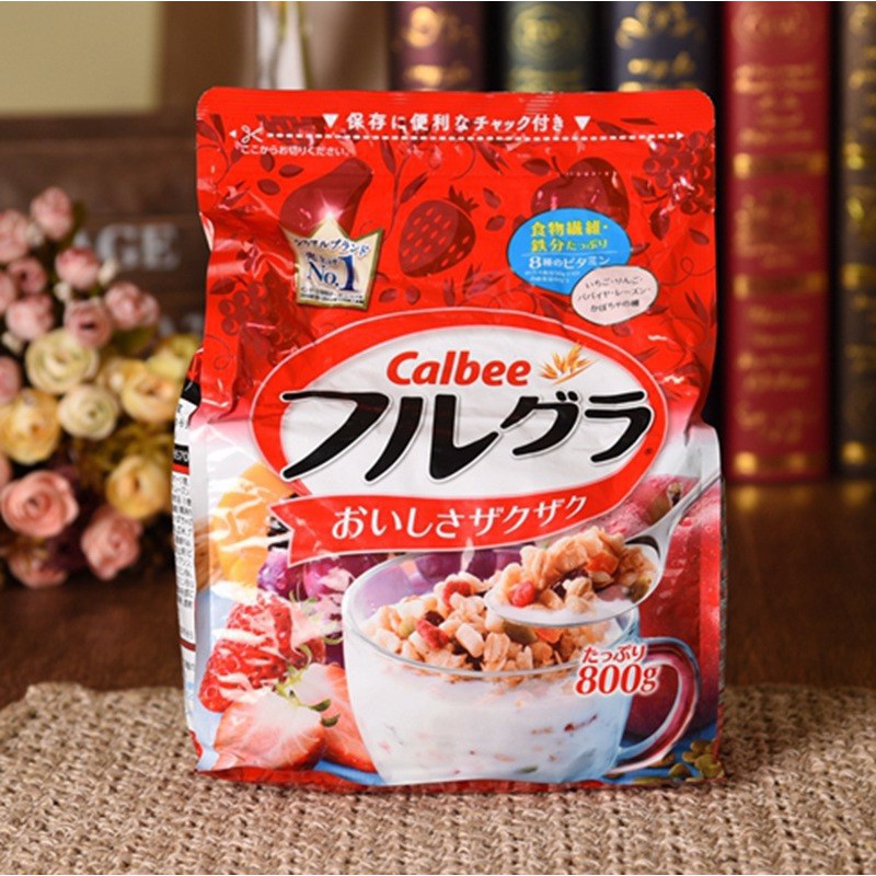 Ngũ cốc Calbee Nhật bản 750g Đỏ