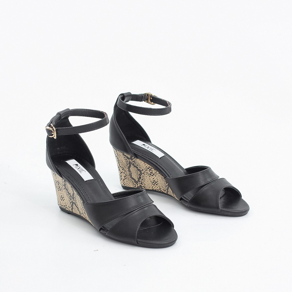 Giày Sandal Đế Xuồng 7cm Da Rắn Bít Gót X455