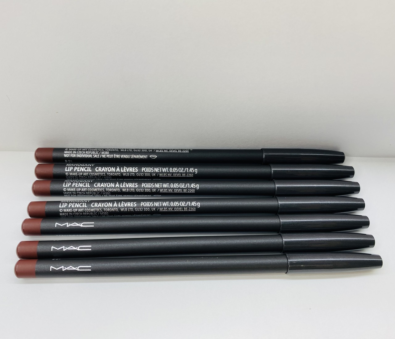 Son chì kẻ viền môi m.a.c lip pencil mahogany-hàng usa