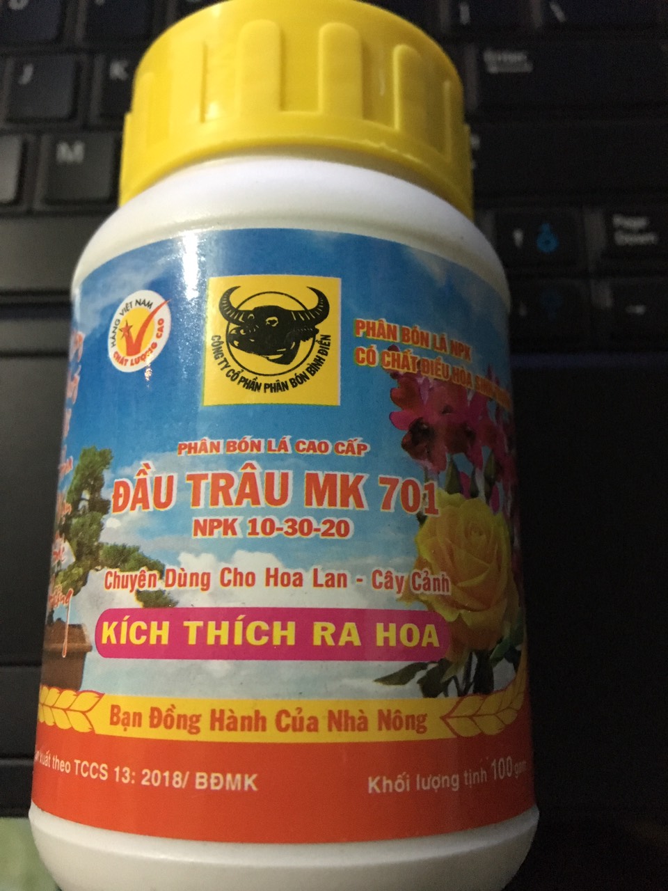 PHÂN BÓN ĐẦU TRÂU 701 lọ 100gr