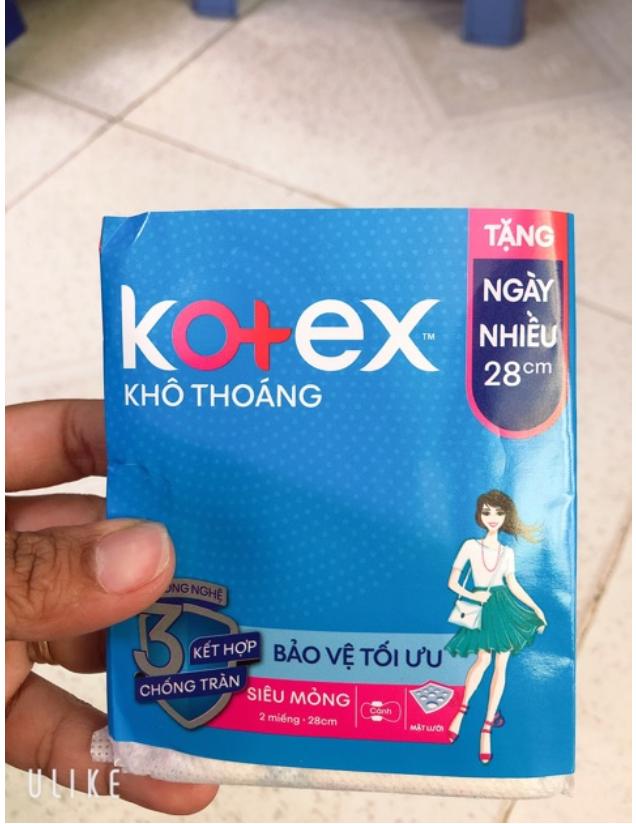 Combo 100 gói băng vệ sinh Kotex 28cm có cánh ( Gói 2 miếng)
