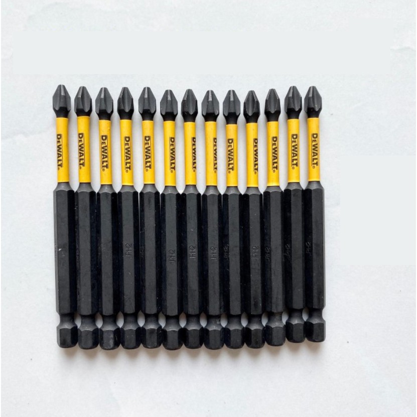 Mũi vít dewalt chính hãng ph2 9cm từ hít mạnh.