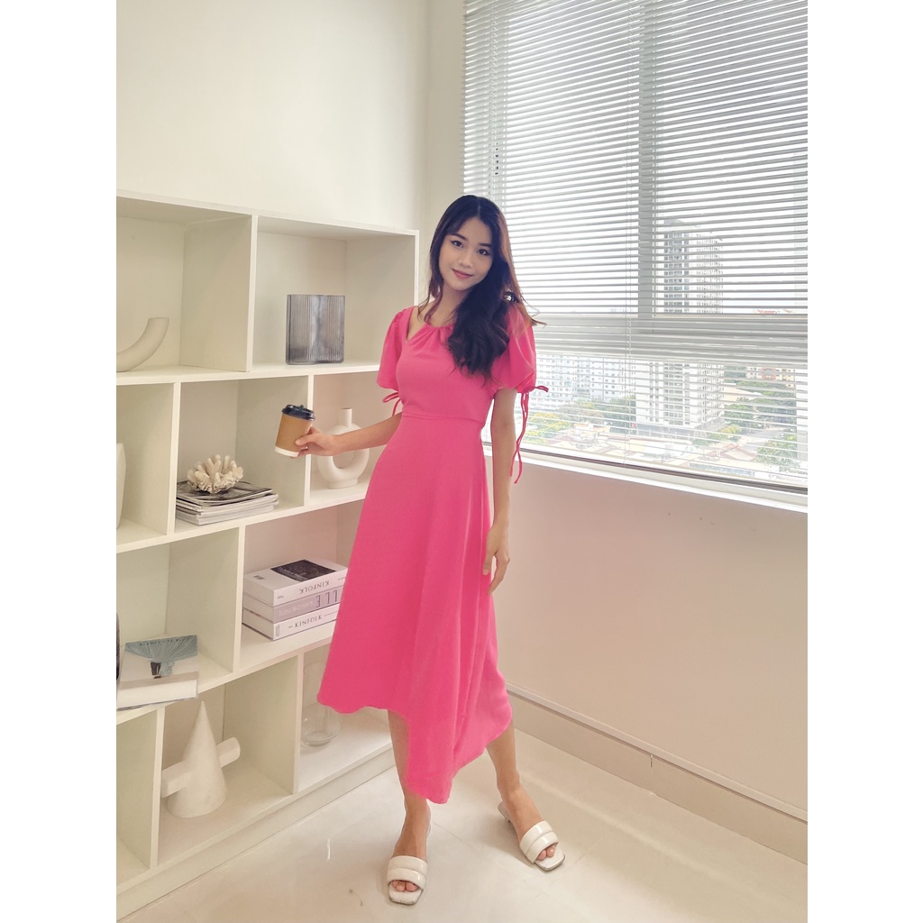 Đầm midi cổ yếm ( có bigsize )