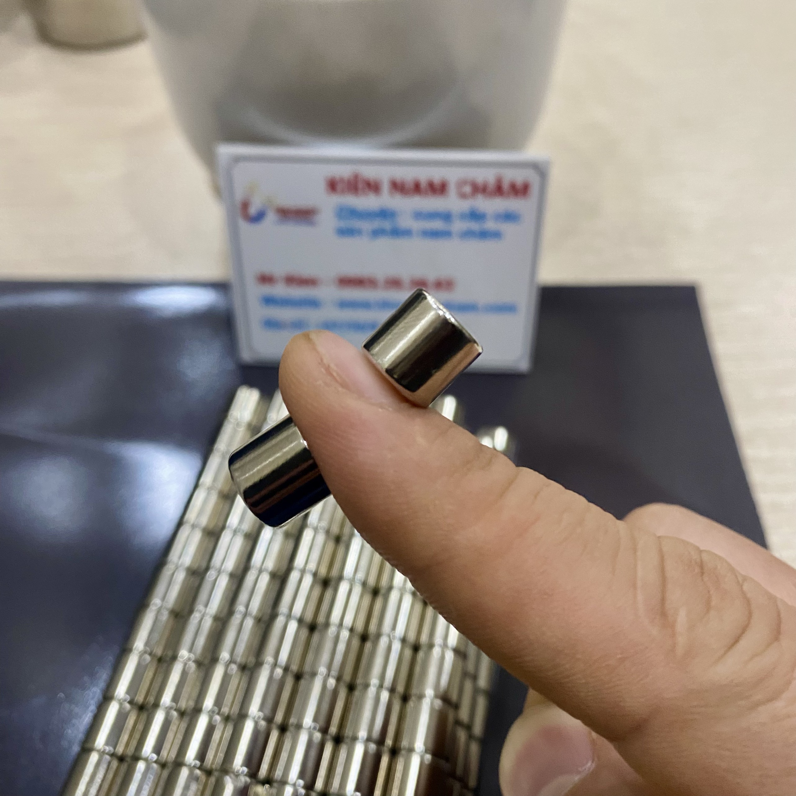 5 Nam châm trụ tròn phi 10x10mm siêu mạnh