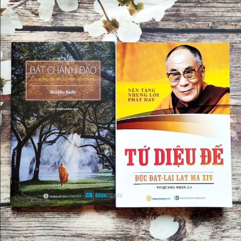 Bát Chánh Đạo + Tứ Diệu Đế (2 quyển, bìa mềm)