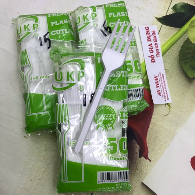Dĩa nhựa dùng 1 lần (gói 50 cái)