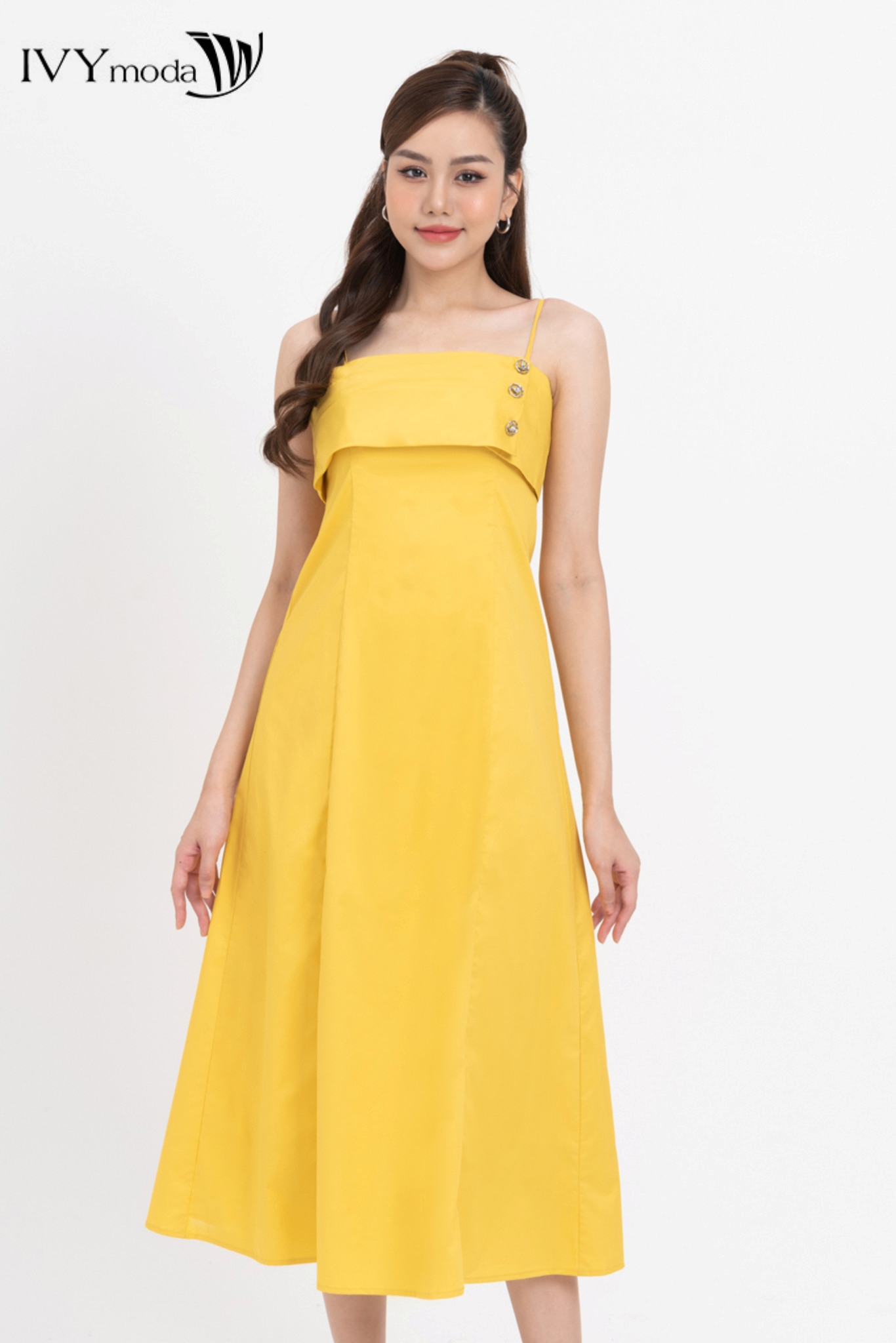 Đầm quây ngực đính khuy IVY moda MS 41M8276