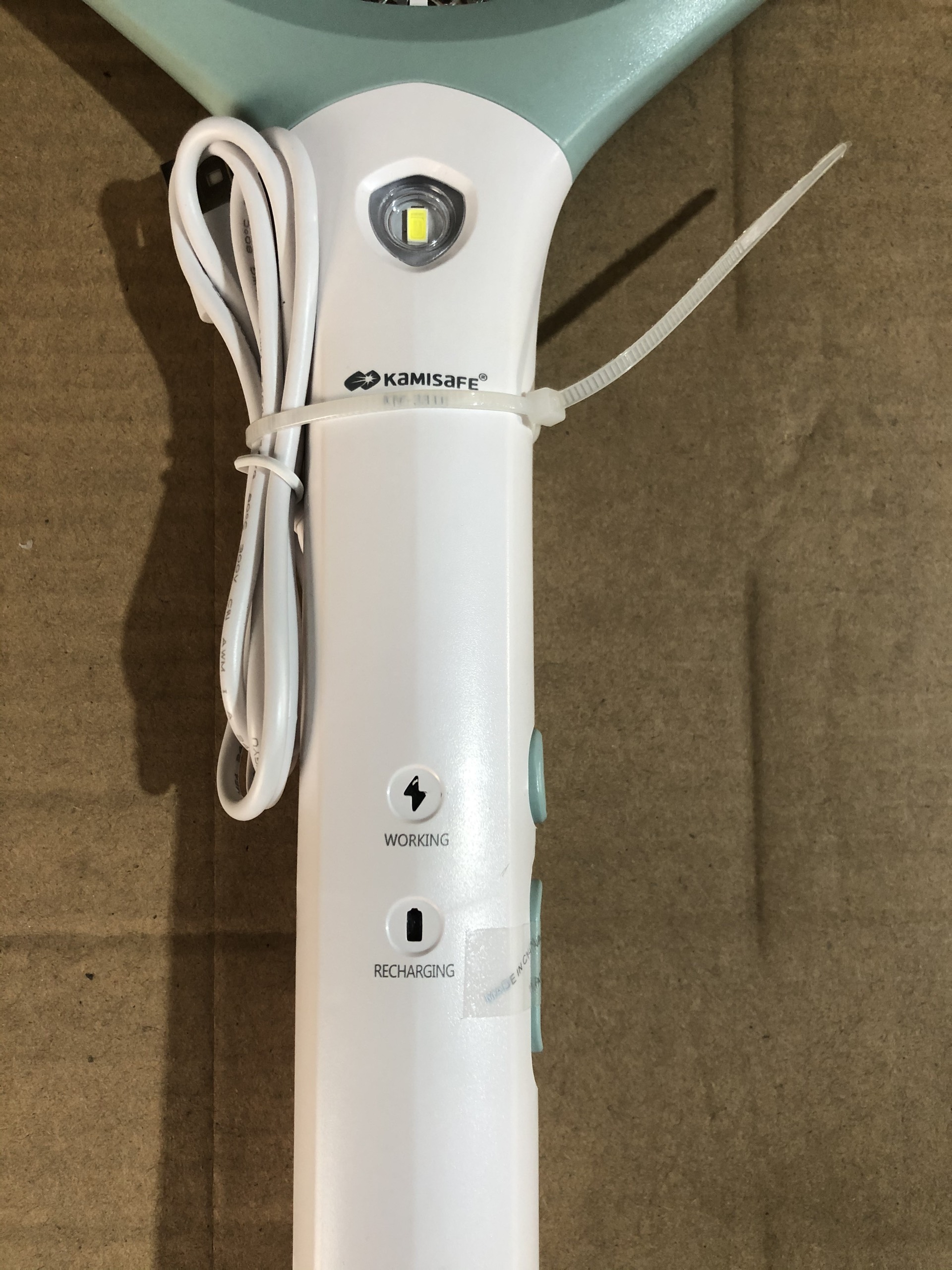 Vợt muỗi 3838 Kamisafe