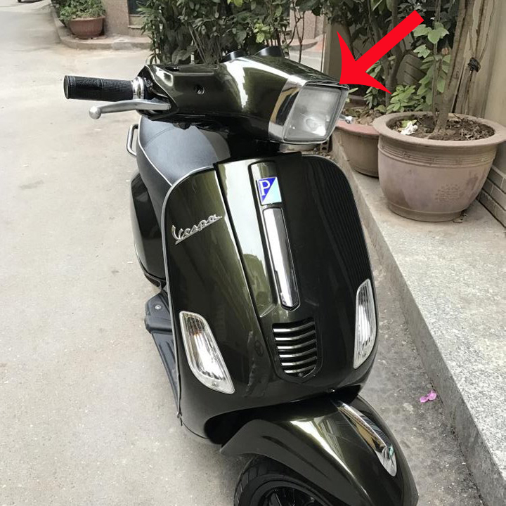 ỐP viền đèn pha Vespa LXS