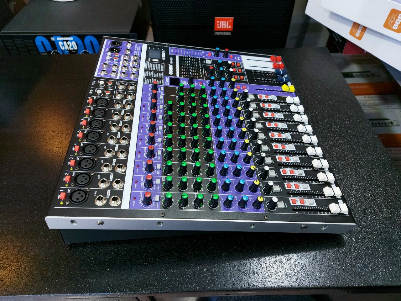 Mixer yamaha M10 2021
