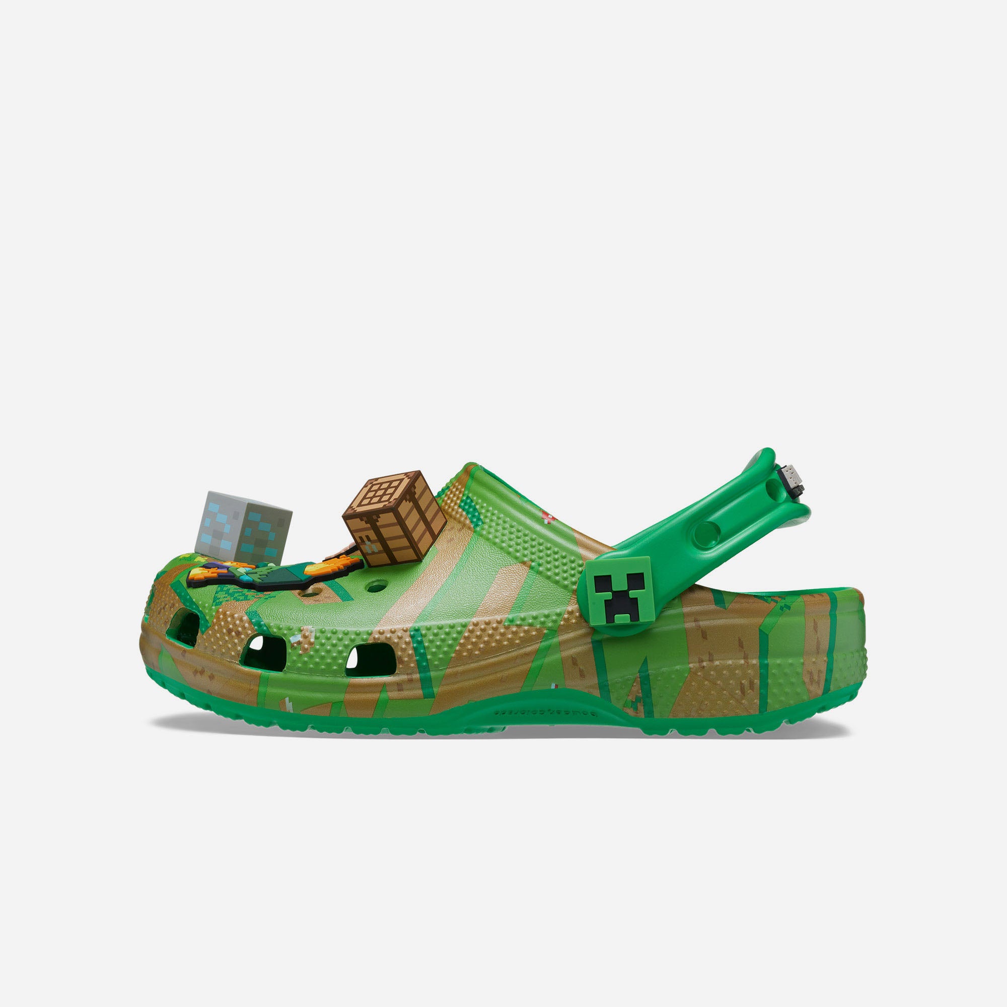 CROCS Giày lười trẻ em Classic Elevated Minecraft 208473-90H CHL - MixASale
