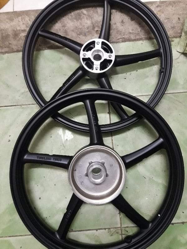 cặp mâm 5 cây.kiểu rcb. đĩa ya sirius.hàng cao cấp.