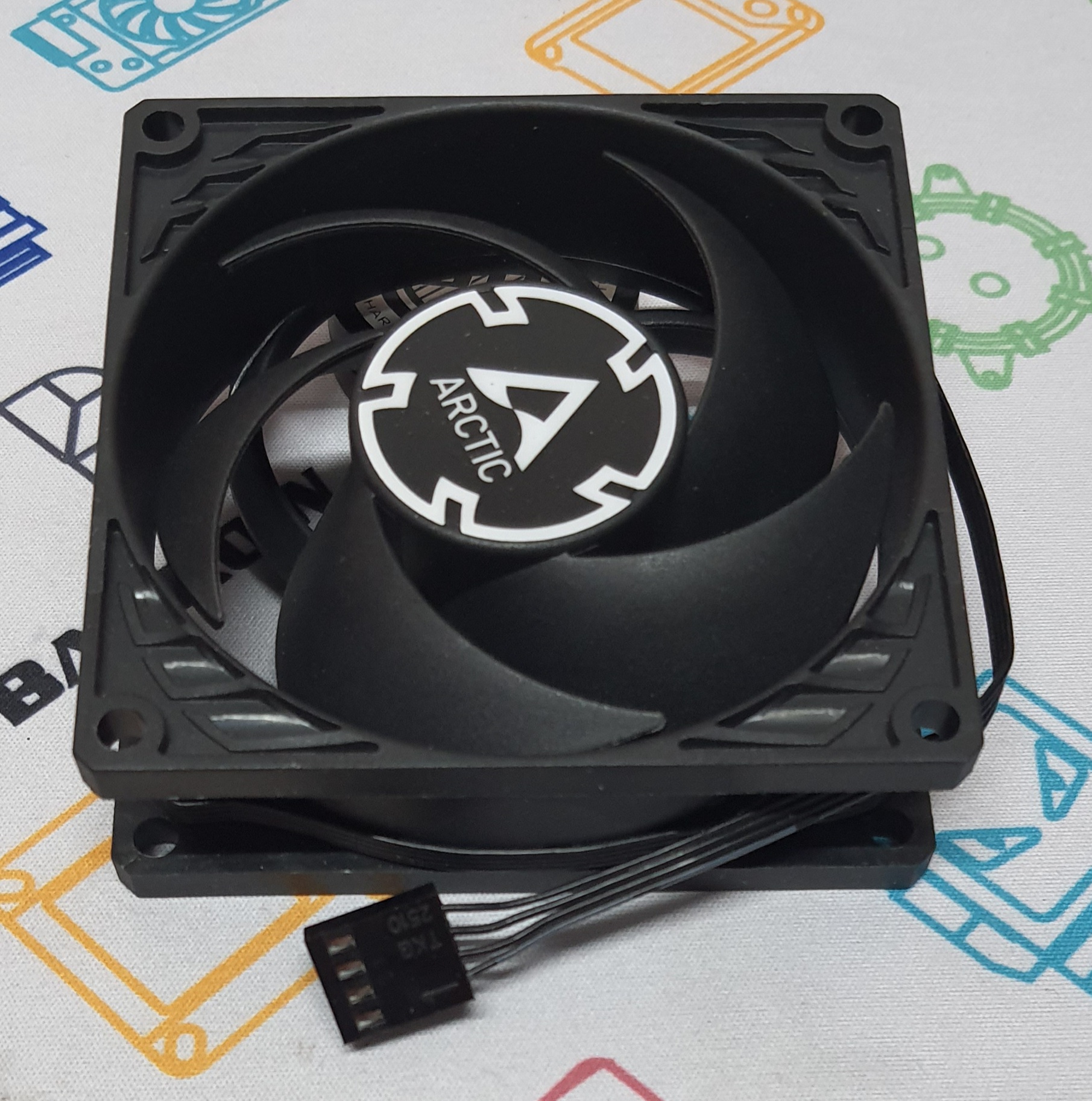 Quạt tản nhiệt Fan ARCTIC P8 PWM