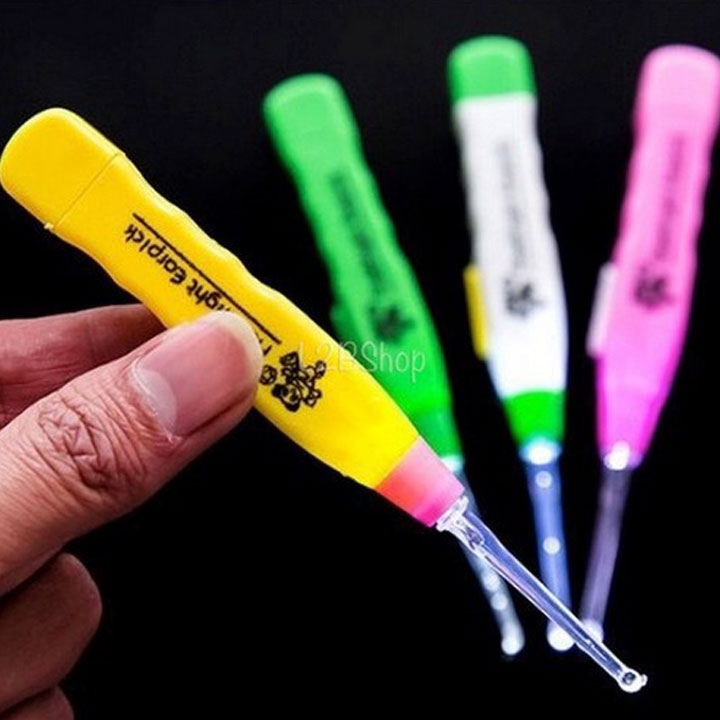 3 CÁI LẤY DÁY TAI CÓ ĐÈN