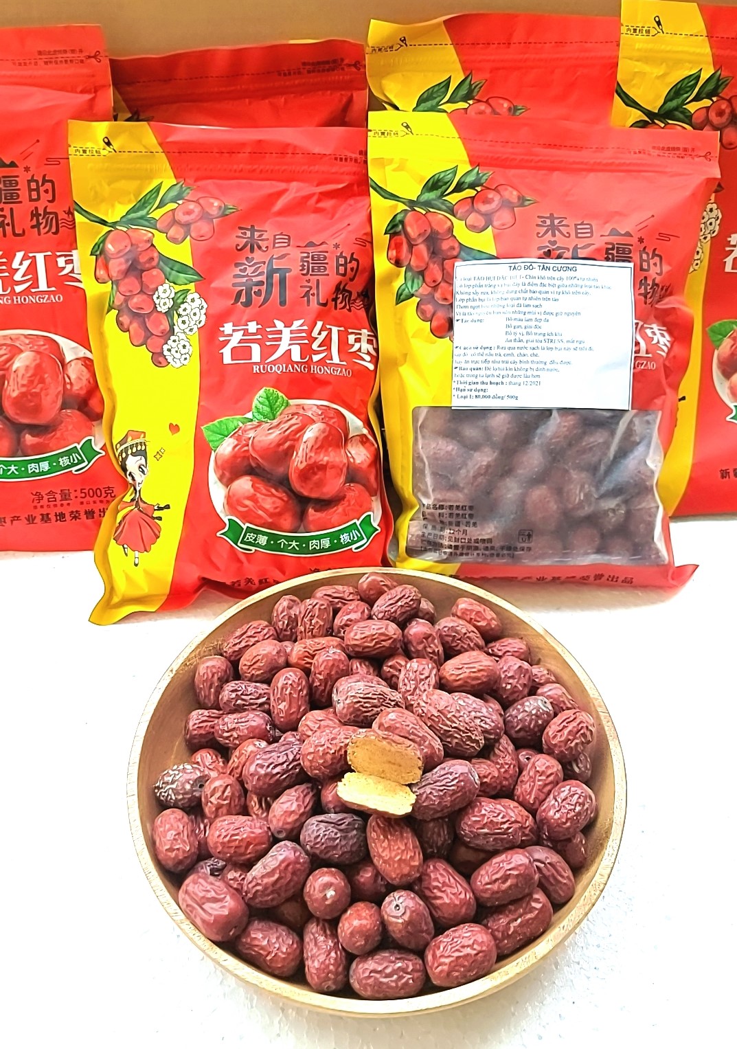 Táo đỏ bụi tân cương - 80.000/500g_lọai 1- chín khô trên cây 100% không qua tẩy rửa chế biến_ ngọt thanh tự nhiên