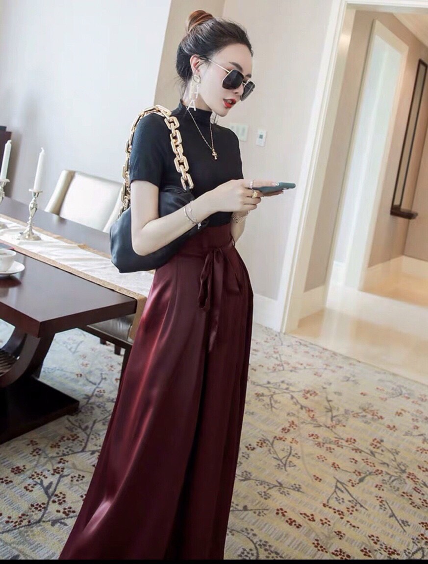 SET ÁO THUN ĐEN QUẦN XẺ TÀ