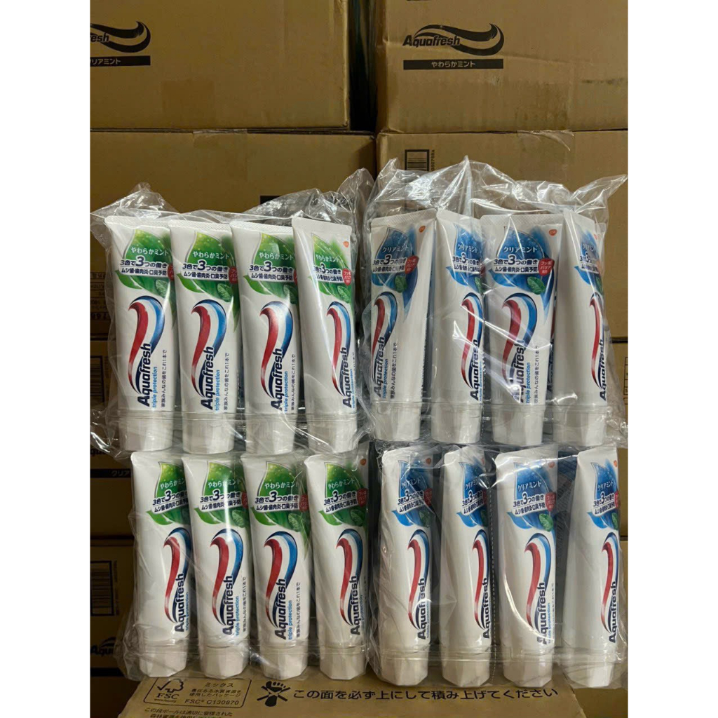 Kem Đánh Răng Aquafresh Triple Protection 140G - Nhật Bản