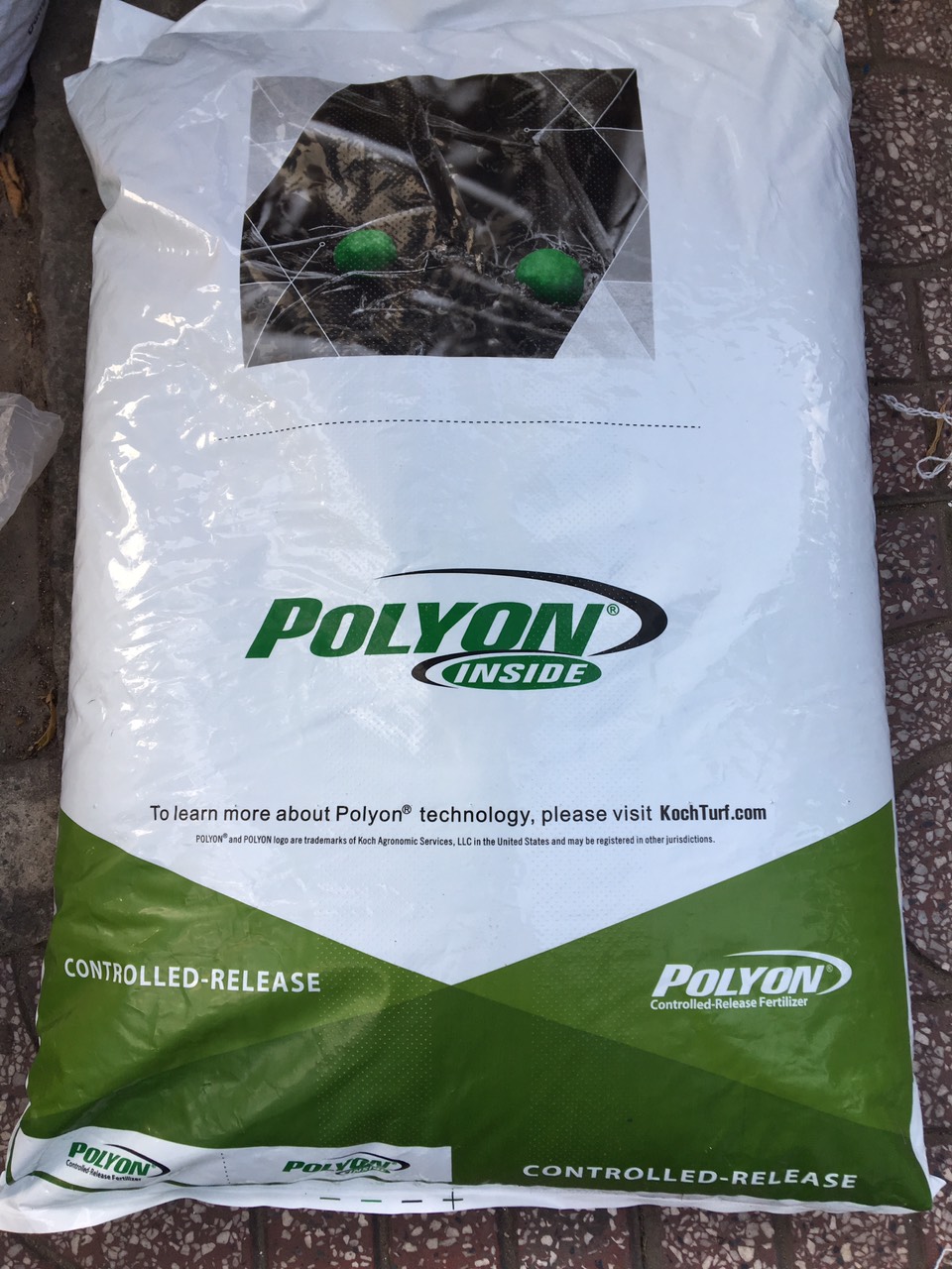 Phân tan chậm mầu xanh polyon xuất xứ nước mỹ 16-6-12 gói 500gr