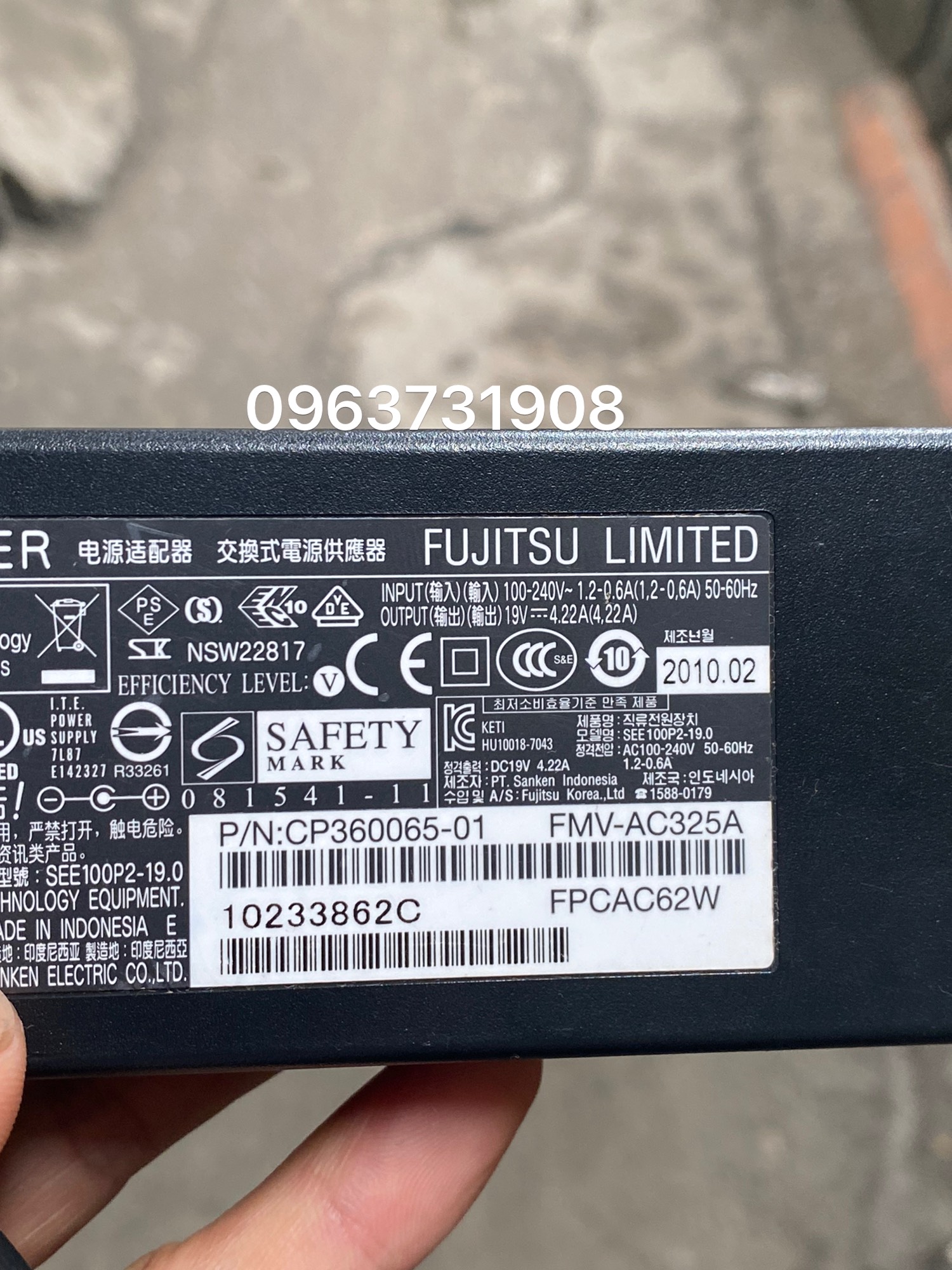 Sạc laptop Fujitsu Limited 19V-4.22A model SEE 100P2-19.0 bản gốc