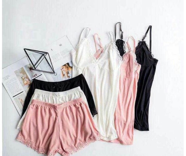 Bộ ngủ 2 dây len tăm viền ren