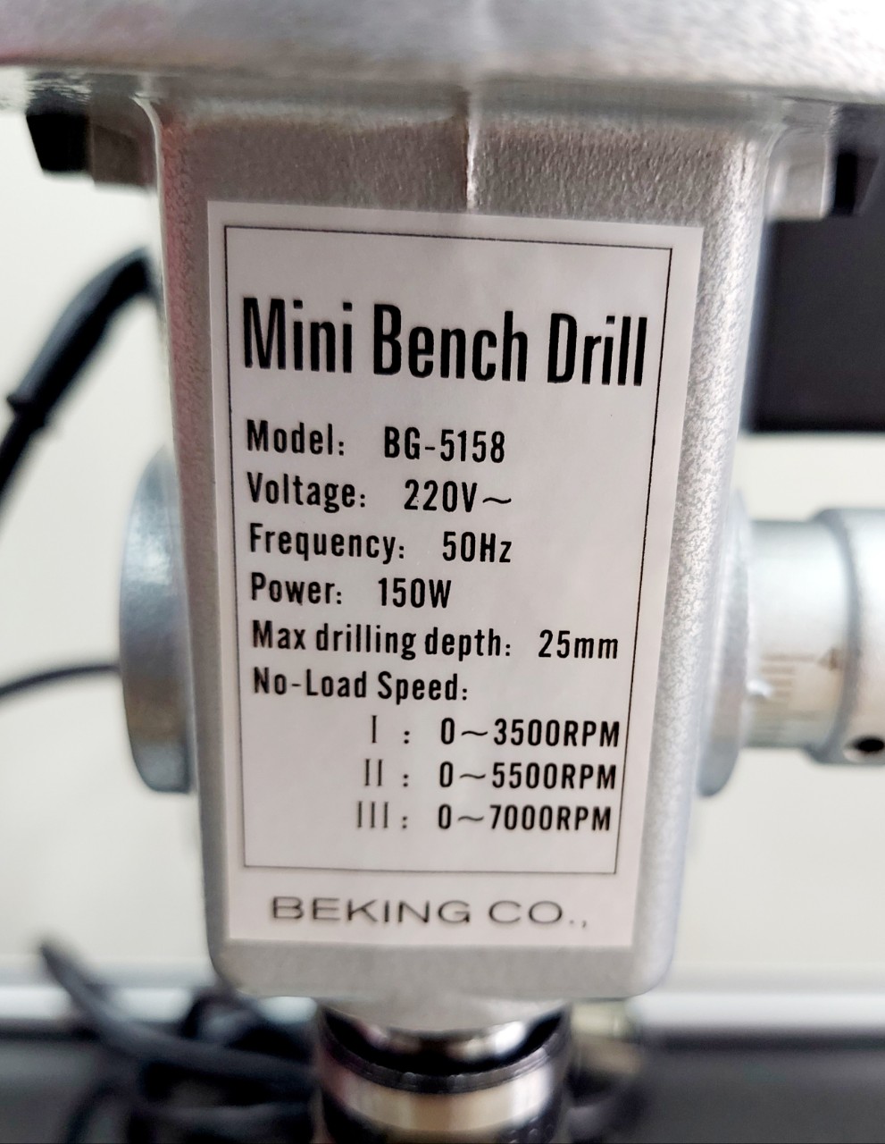 máy khoan bàn mini