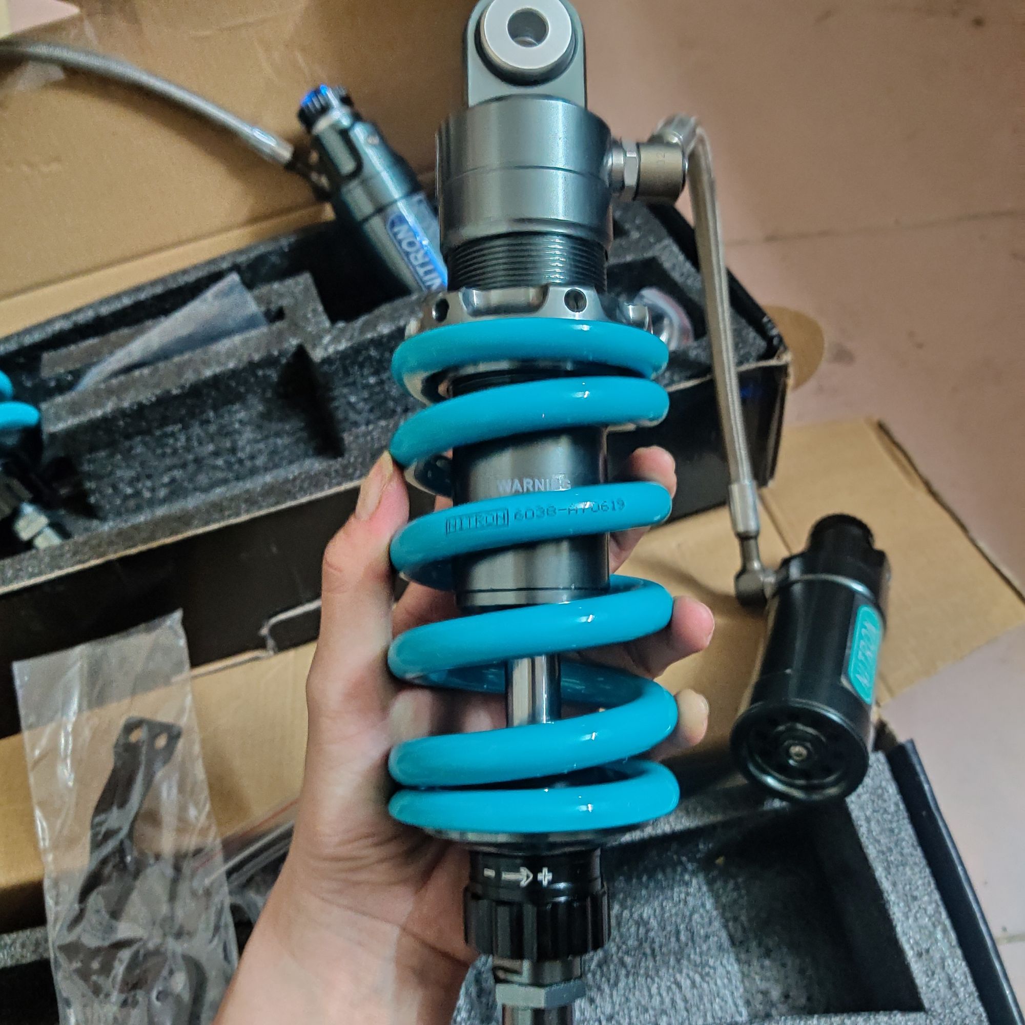 [HCM]phuộc sonic satria nitron bình dầu xoay 360