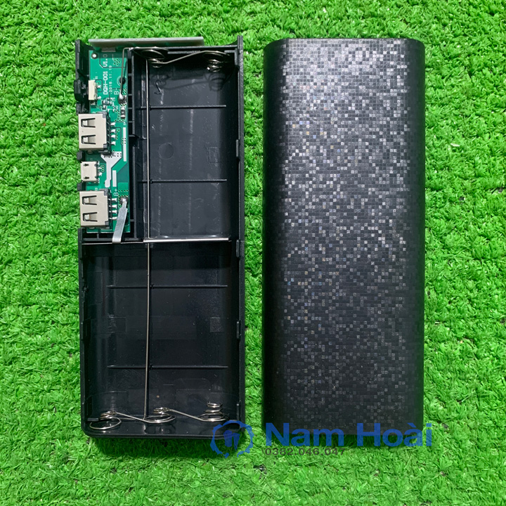 [HCM]Box sạc dự phòng 5 cell 3 đèn led siêu sáng (Không gồm pin)