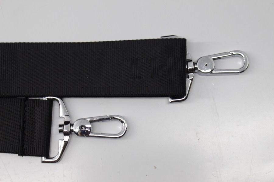 CẶP CÔNG SỞ VẢI DÙ THỦ ĐÔ VÀNG C-194 SIZE TO ĐẠI ( Đen )