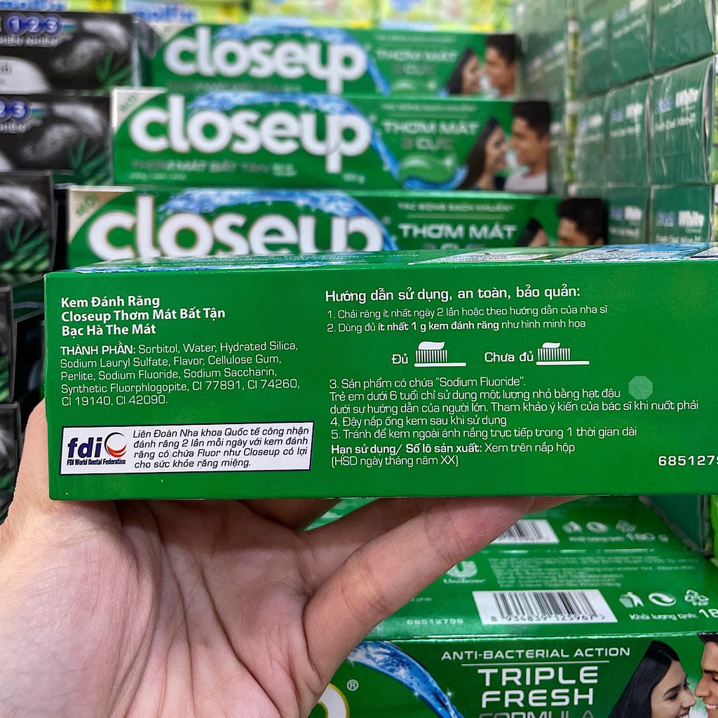 Kem Đánh Răng Closeup Thơm Mát Bất Tận Hộp 180g (BIBISTORE)