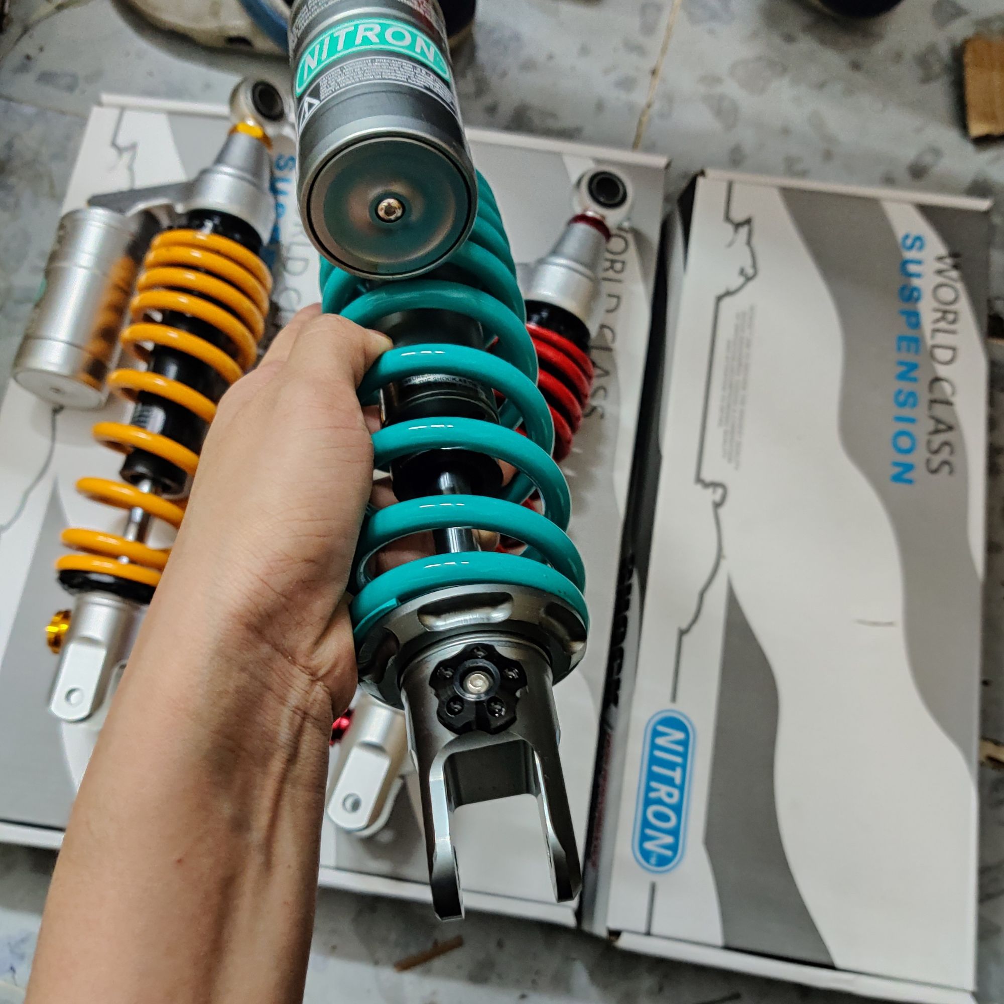 [HCM]phuộc nitron bình dầu 1 cây gắn vario mio click