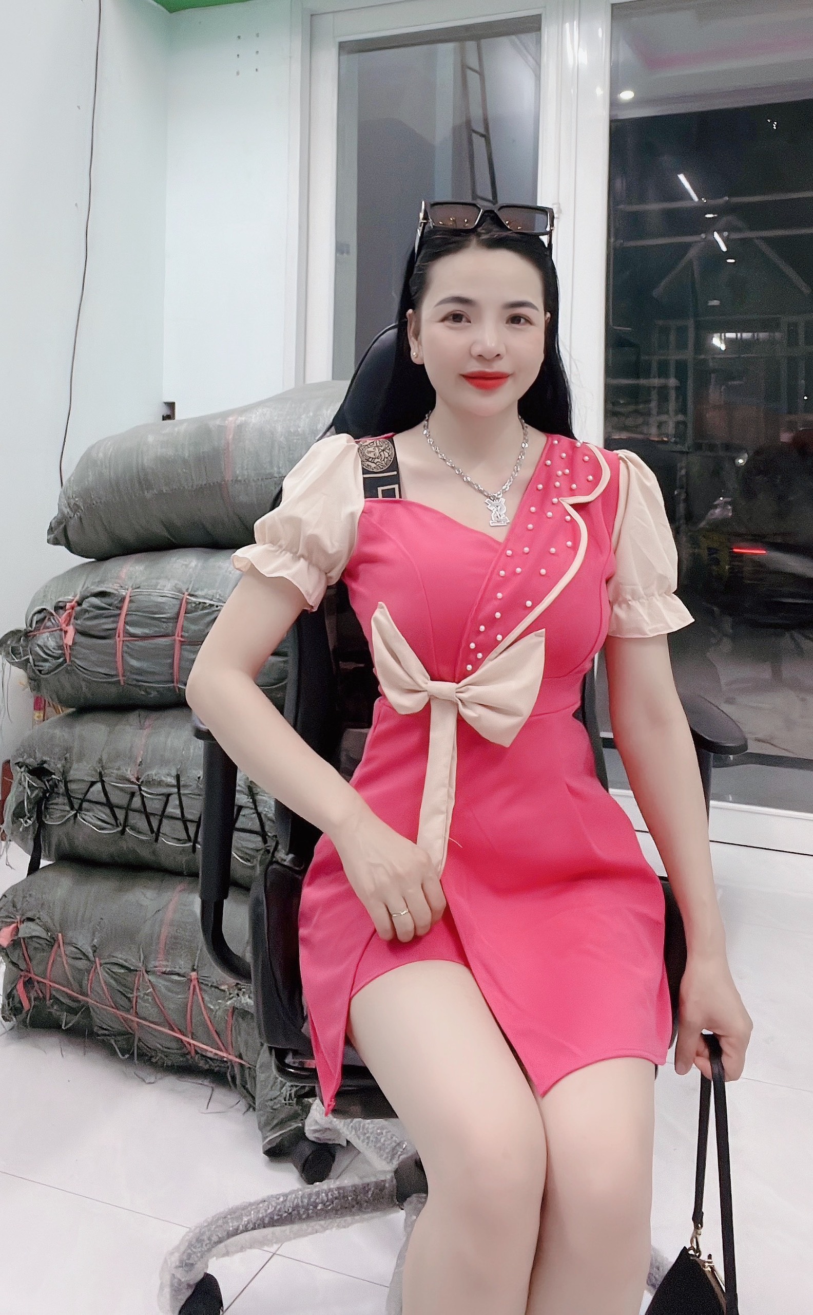 SÉT ÁO PHÔM DÀI KÈM QUẦN ĐÙI-MẶC TÔN DÁNG.AK14