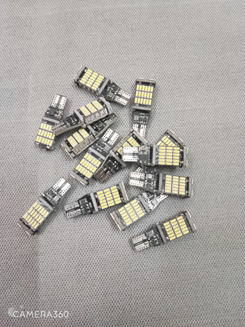 Đèn Led T10 4014 24 nhân
