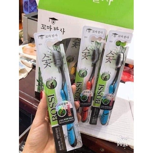 4 BÀN CHẢI ĐÁNH RĂNG THAN TRE HOẠT TÍNH HÀN QUỐC