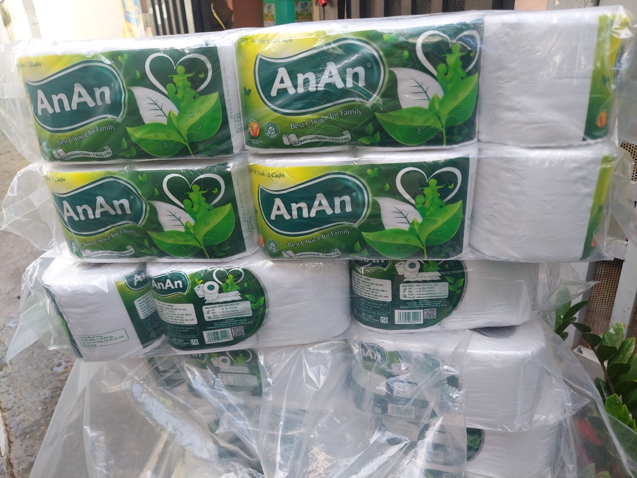 Giấy vệ sinh Anan ( 1 lốc/10 cuộn)