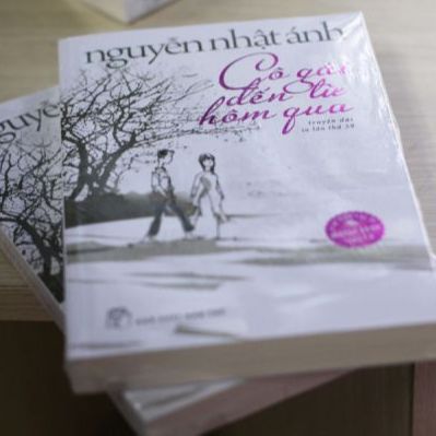 Cô Gái Đến Từ Hôm Qua - Nguyễn Nhật Ánh