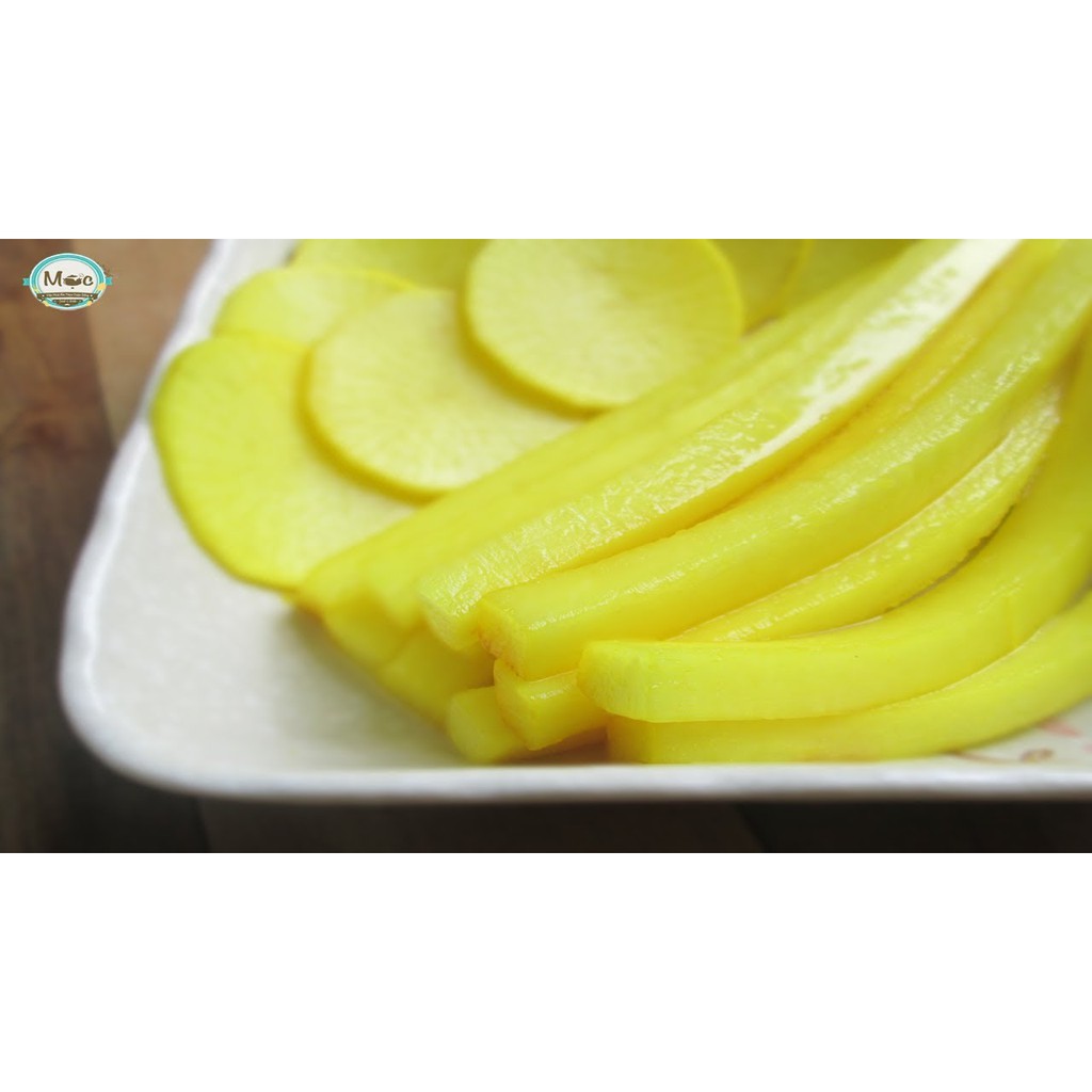 Củ cải vàng cắt dài sẵn Hàn Quốc 400gr