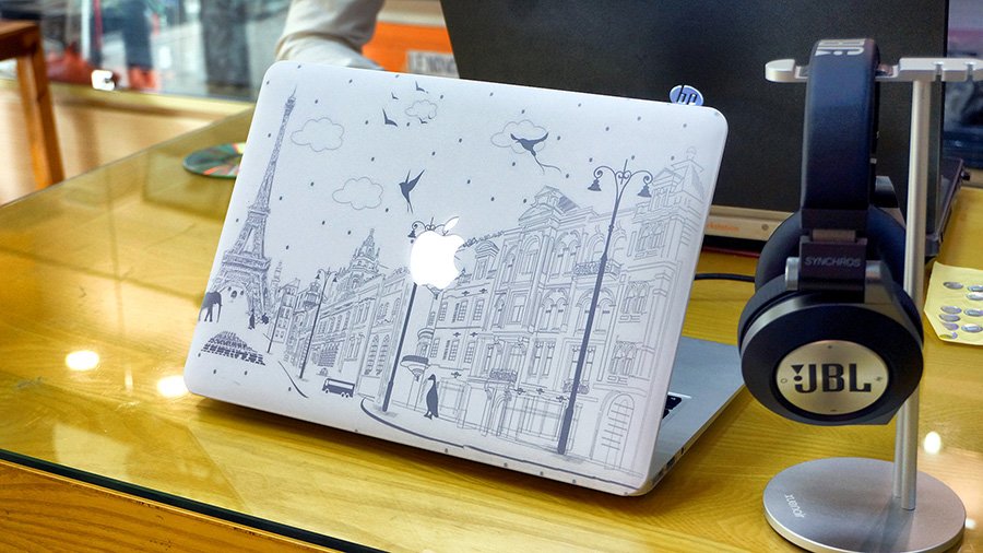 Case ,Ốp Macbook In Hình Paris ( Tặng Nút Chống Bụi )