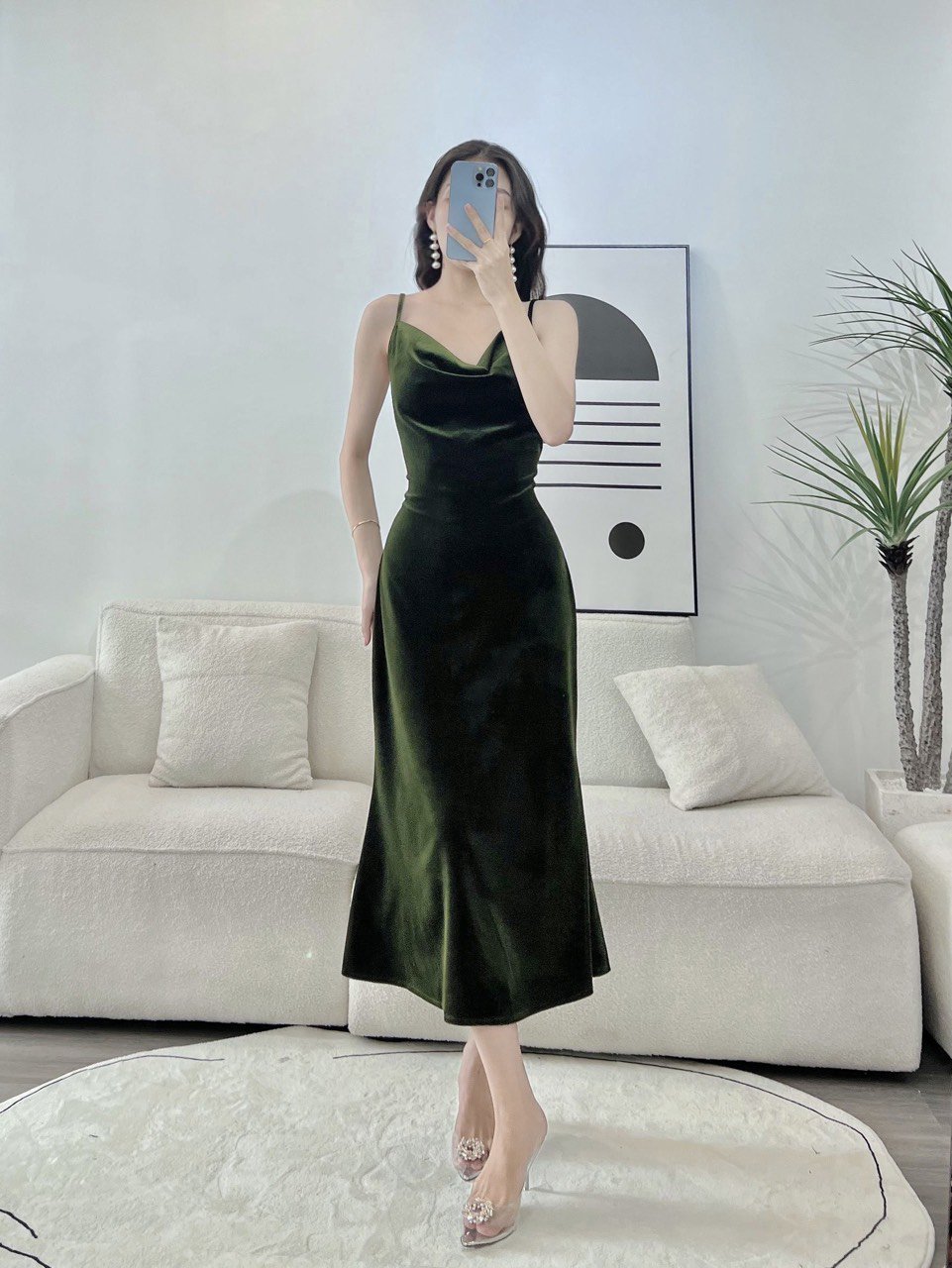 Đầm dây nhung cổ đổ AfterBefore