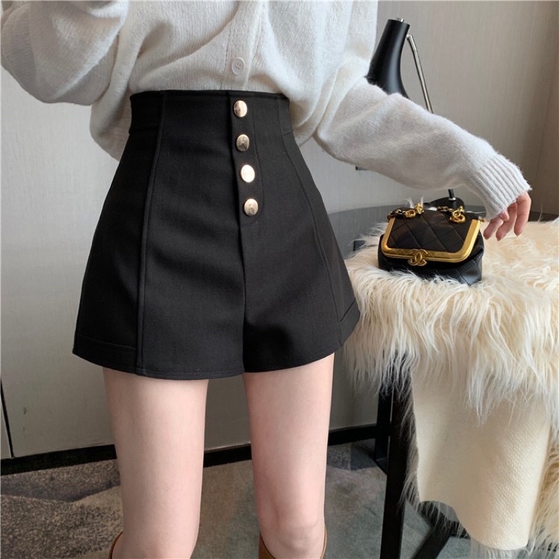Quần Short Cạp Cao 4 Cúc Siêu Xinh