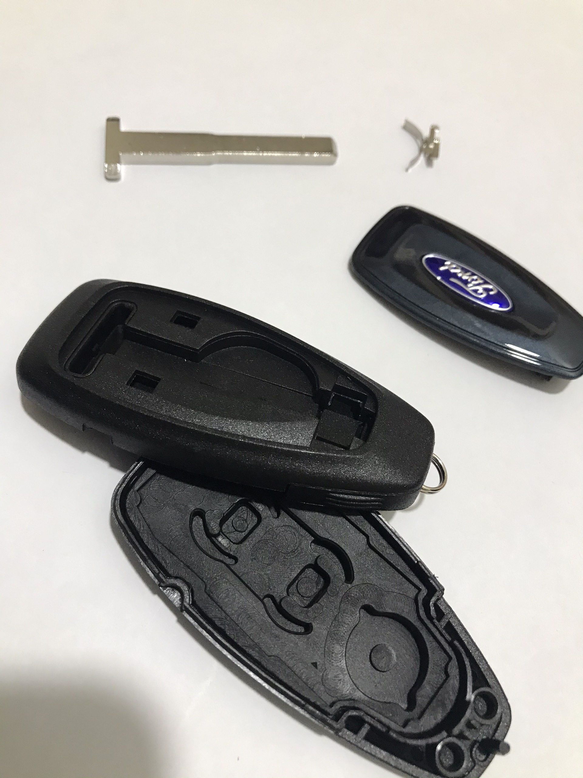 Ốp Vỏ Chìa Khóa Dành Cho Dòng Xe Ford [Không Chìa - Đen ]
