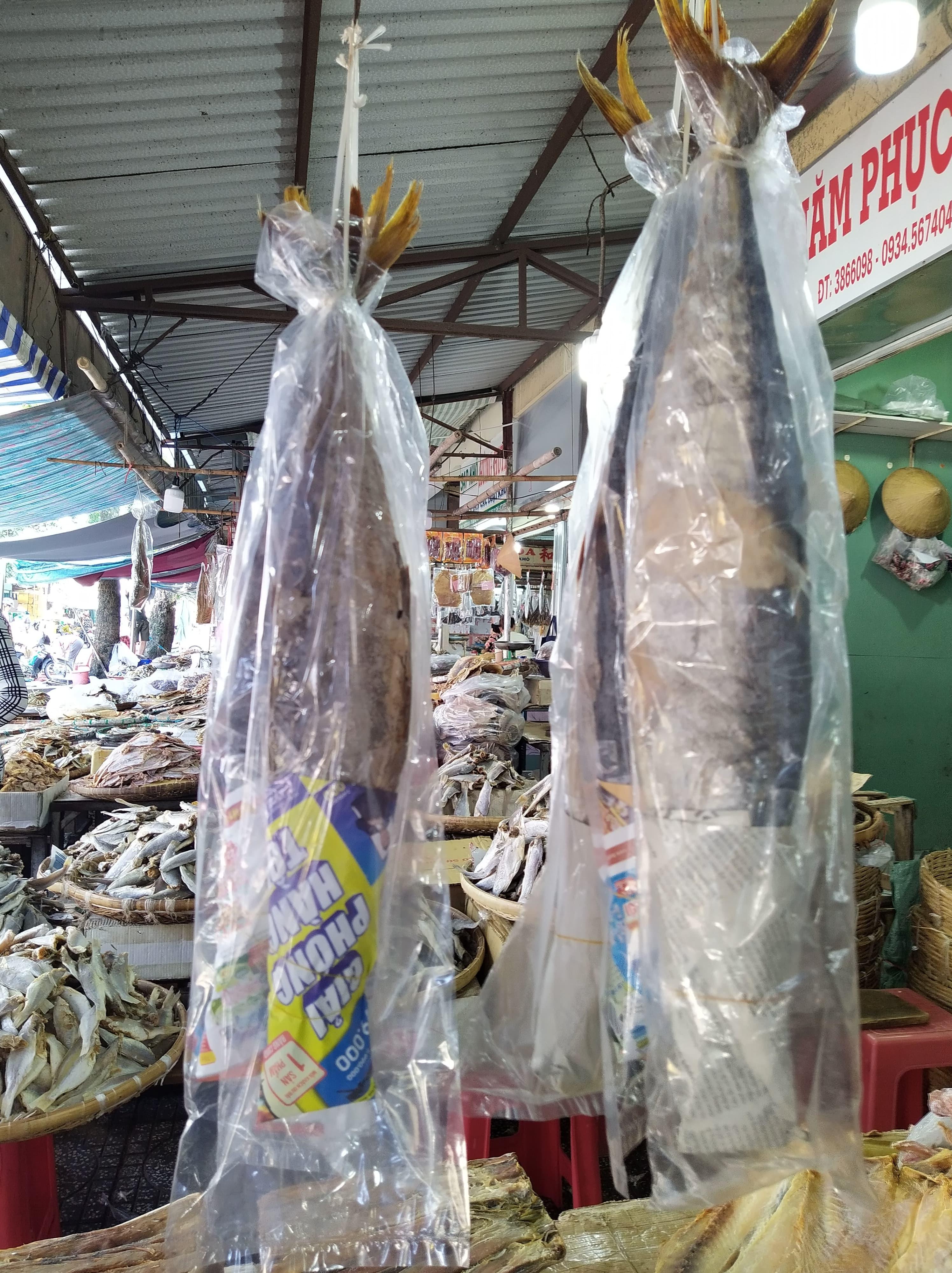 con 2kg mắm cá thu hương - đã bỏ đầu