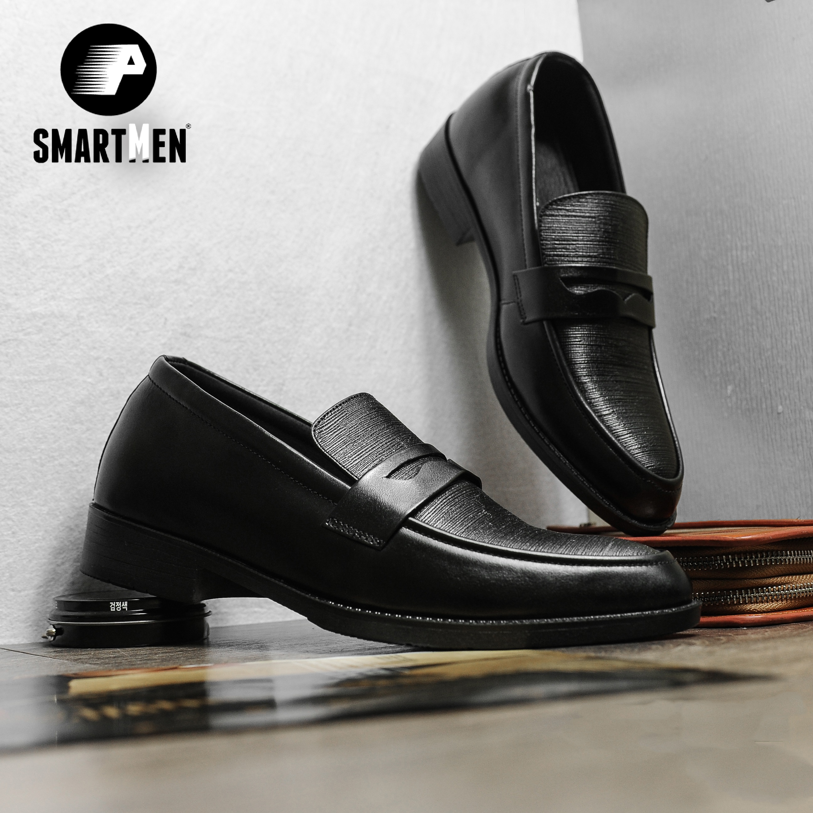 Giày lười công sở tăng chiều cao da bò SmartMen GL04 đen