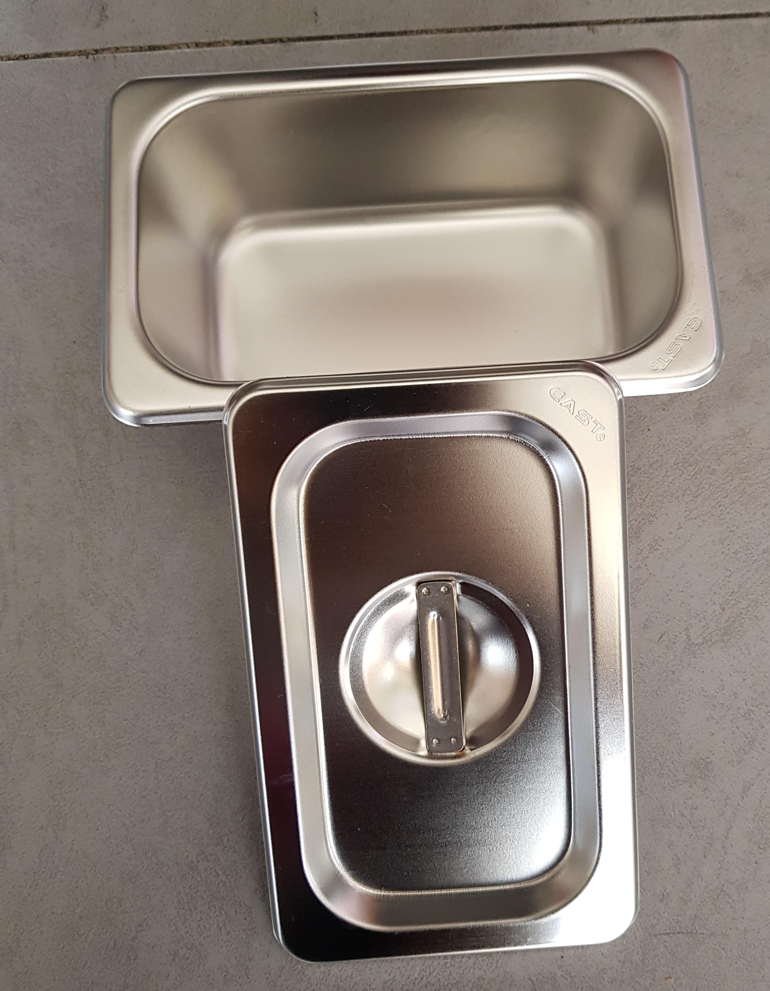 KHAY ĐỰNG THẠCH TRÀ SỮA 10X17 CAO 6.5 CM CÓ NẮP