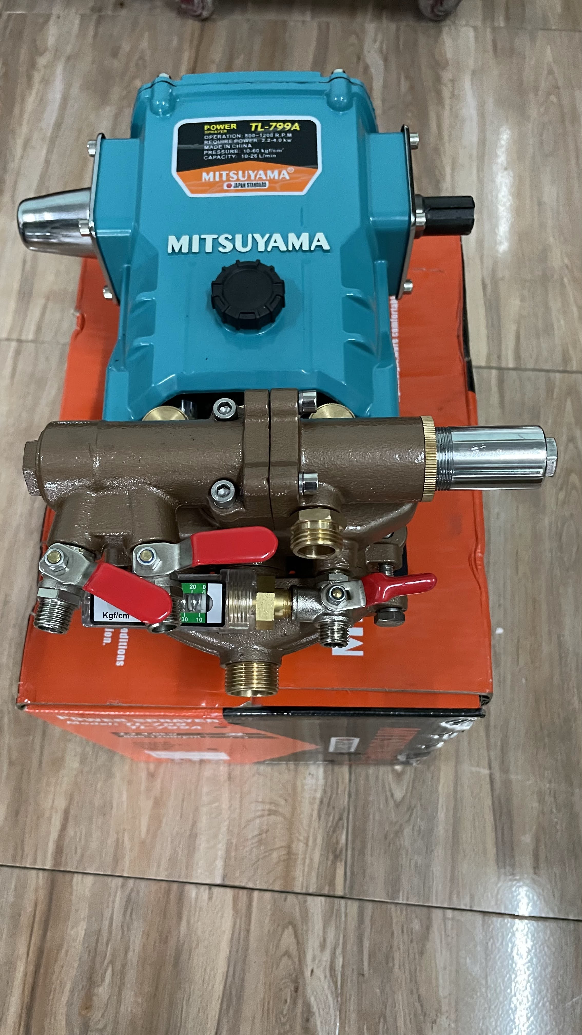 Đầu bơm rữa xe 3 piston Mitsuyama TL-799A (ty inox)