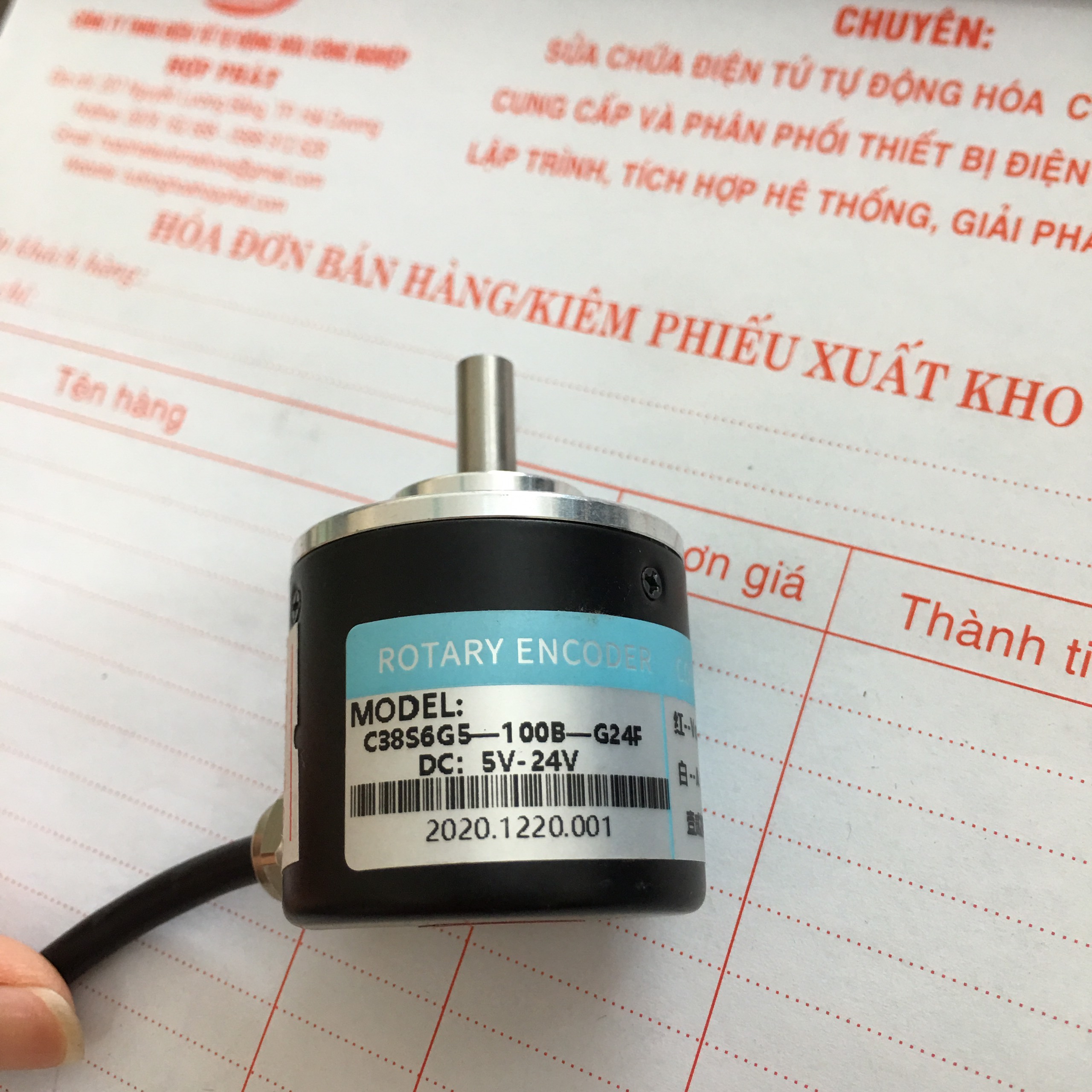 Bộ mã hóa vòng quay encoder 5-24 vdc 100/300/1000 xung c38s6g5-100b-g24f/300b/1000b