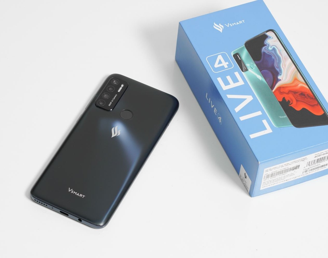 Điện Thoại Vsmart Live 4 (6GB-64GB) Hàng 99%