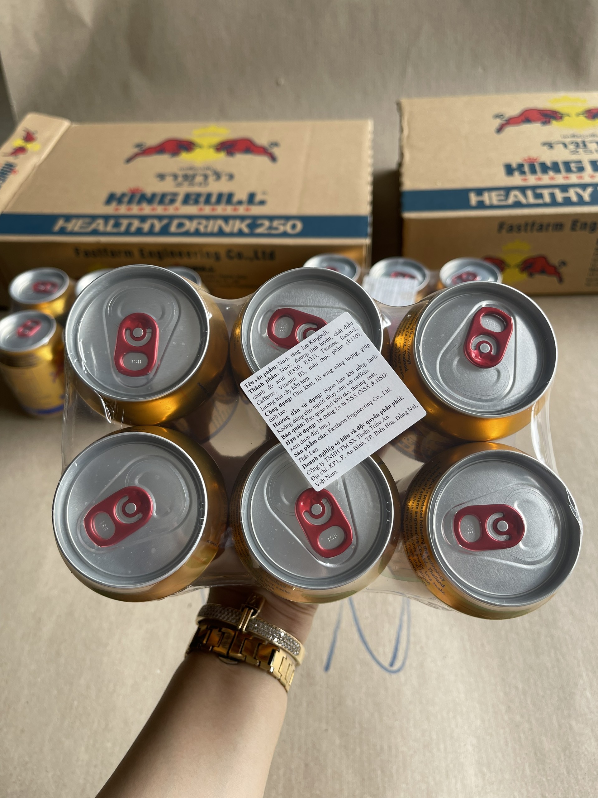 Nước tăng lực/ Bò Húc Thái King Bull